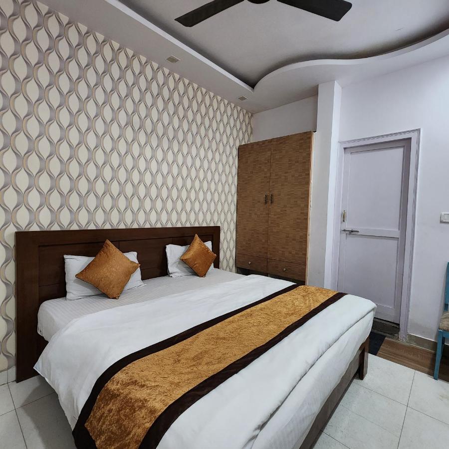 Hotel Royal Afghan Nowe Delhi Zewnętrze zdjęcie
