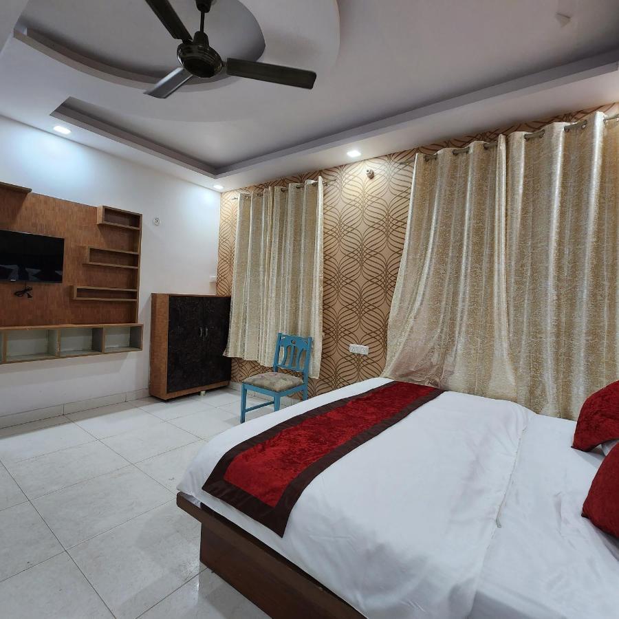 Hotel Royal Afghan Nowe Delhi Zewnętrze zdjęcie