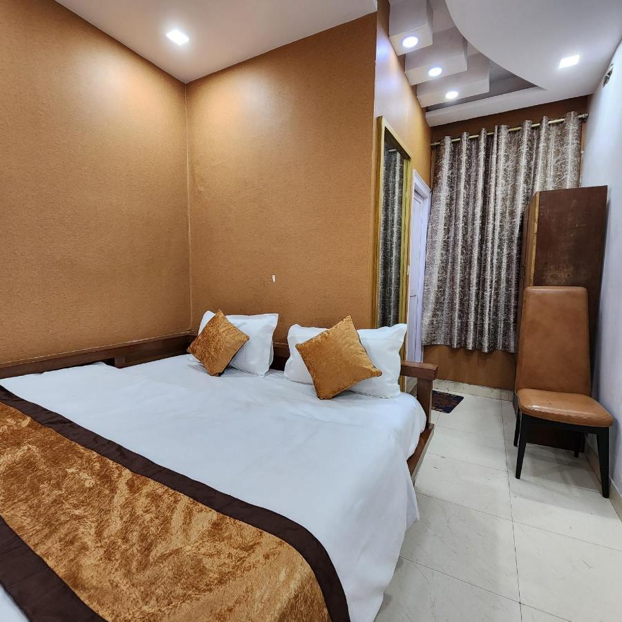 Hotel Royal Afghan Nowe Delhi Zewnętrze zdjęcie
