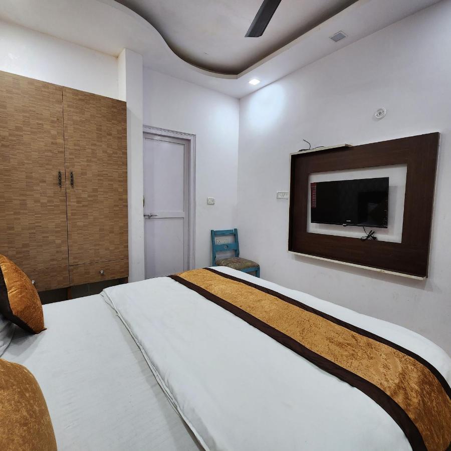 Hotel Royal Afghan Nowe Delhi Zewnętrze zdjęcie